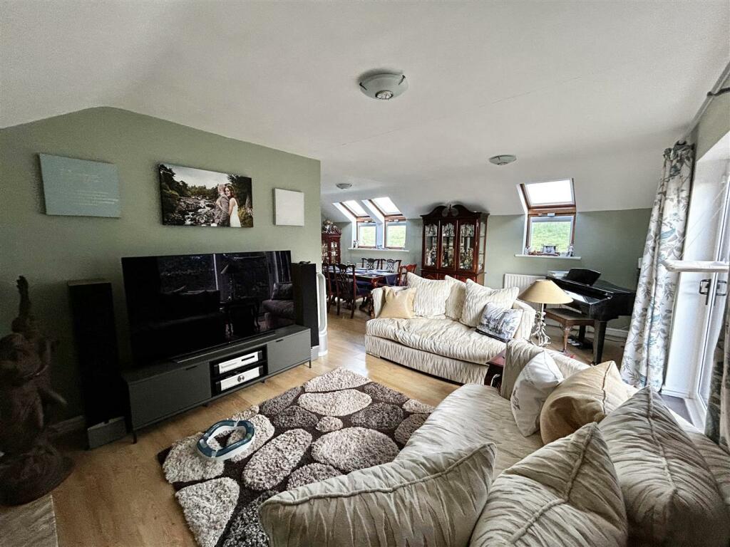 Lounge &amp; Dining Room (5).jpeg