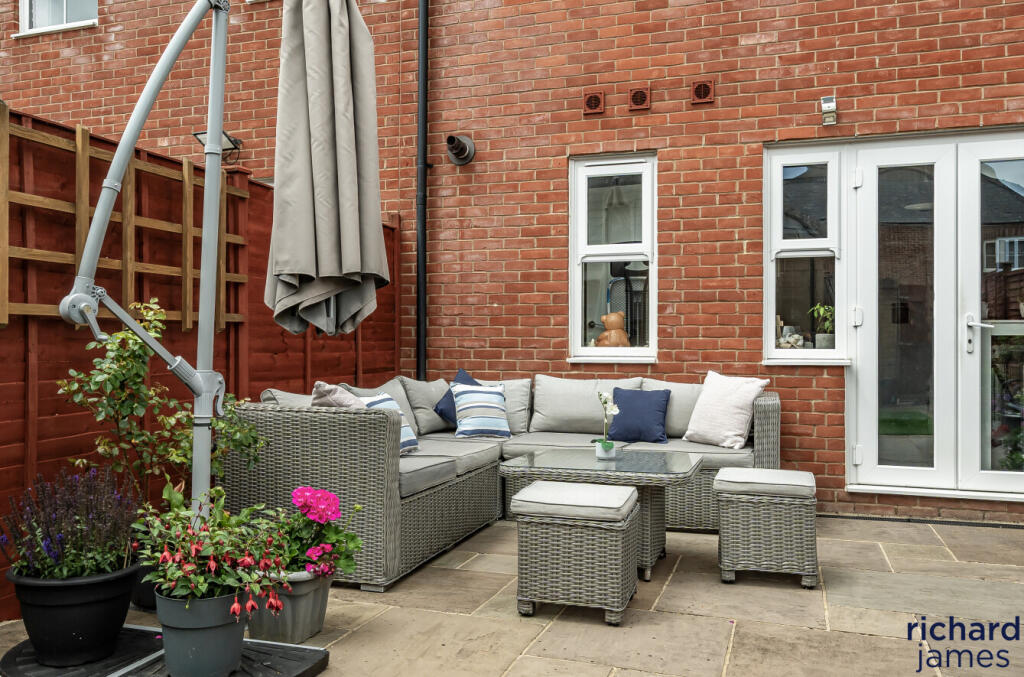 b48aa5641d7740f7b196c058871a720a