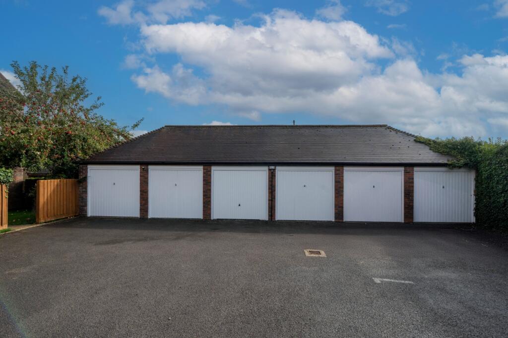 Flat 52, Blenheim Court-09140