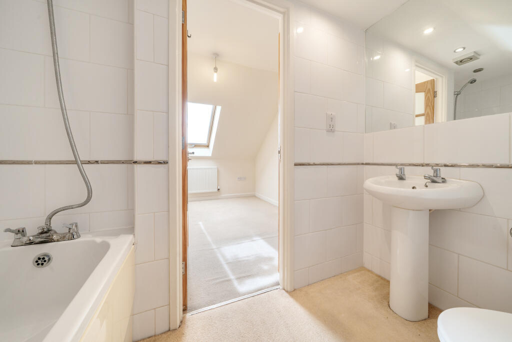 Ensuite Bathroom