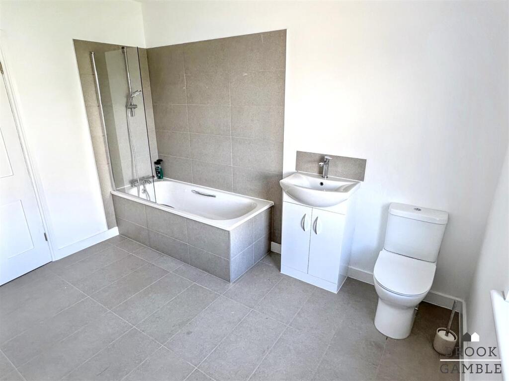 01323 438506