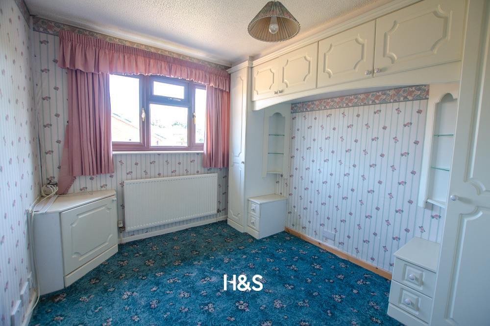 20 whitemoor drive - bedroom 1.jpg