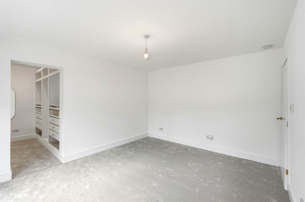 Main Bedroom