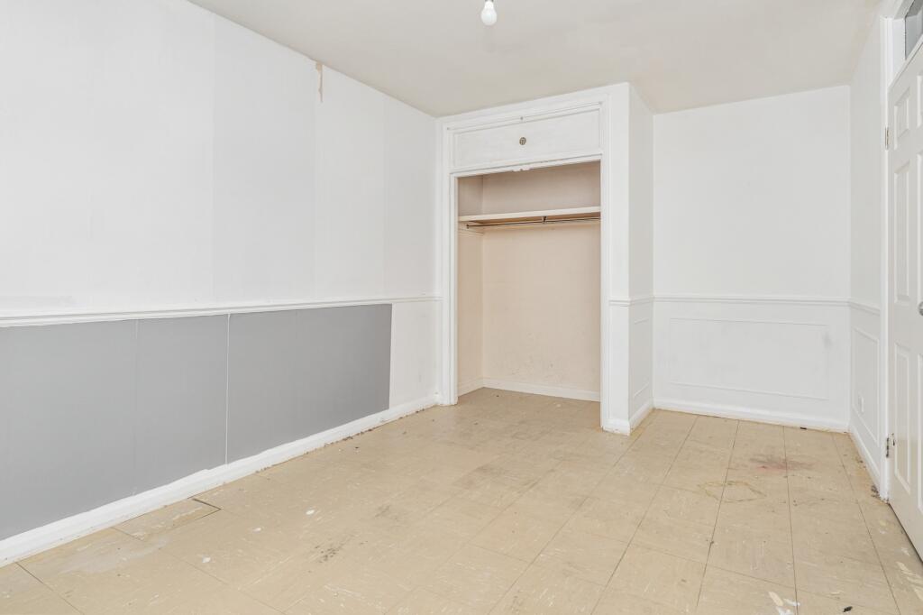 12 Bernard Court, Vale Road, Camberley GU15 3AY