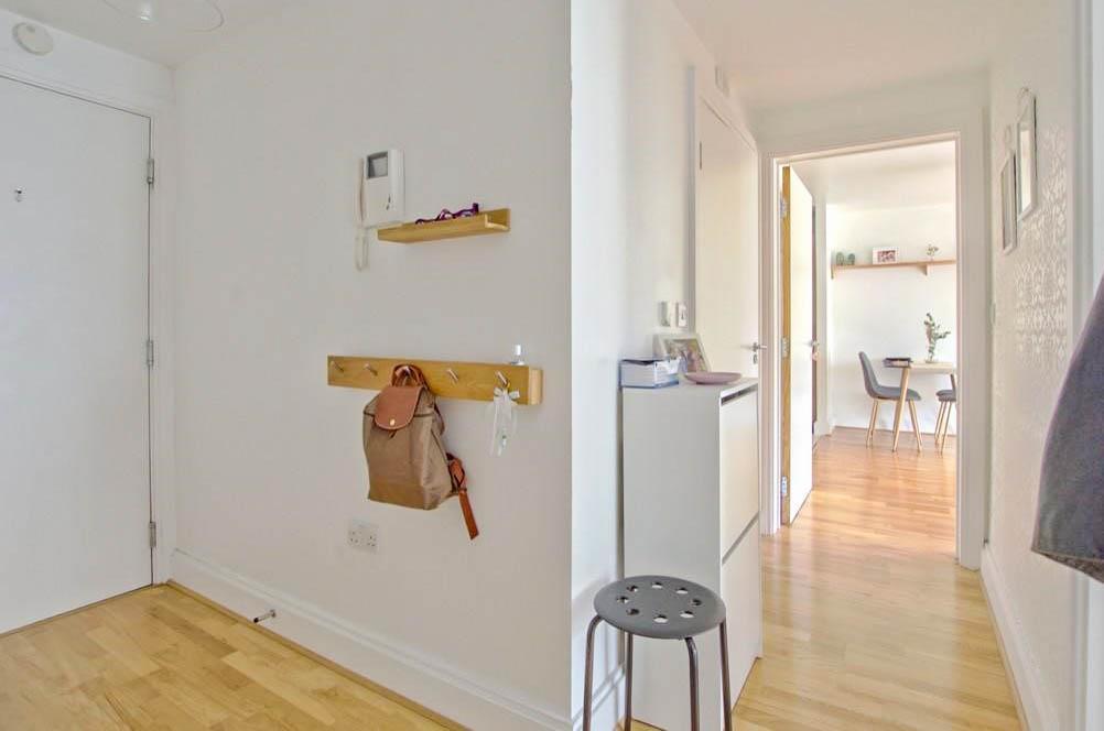 hallway-2.jpg