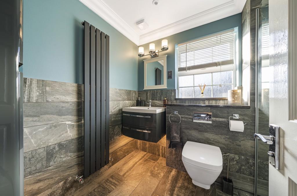 Wet/'shower Room