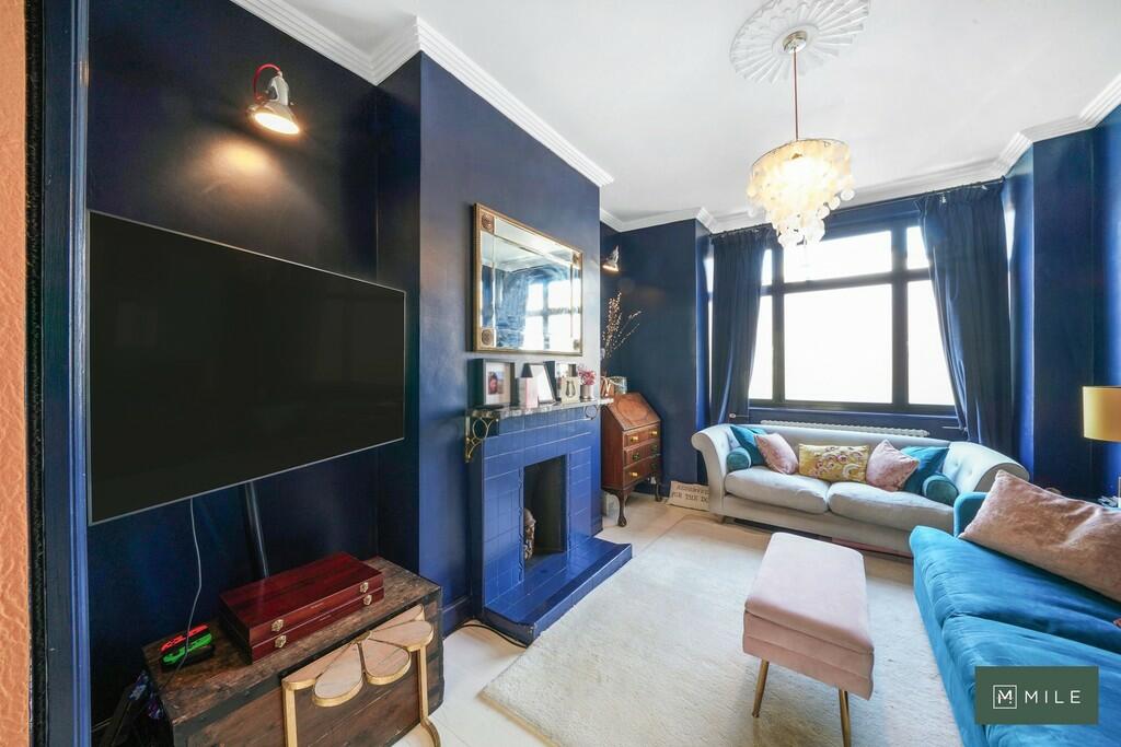53 Yewfield Road ...