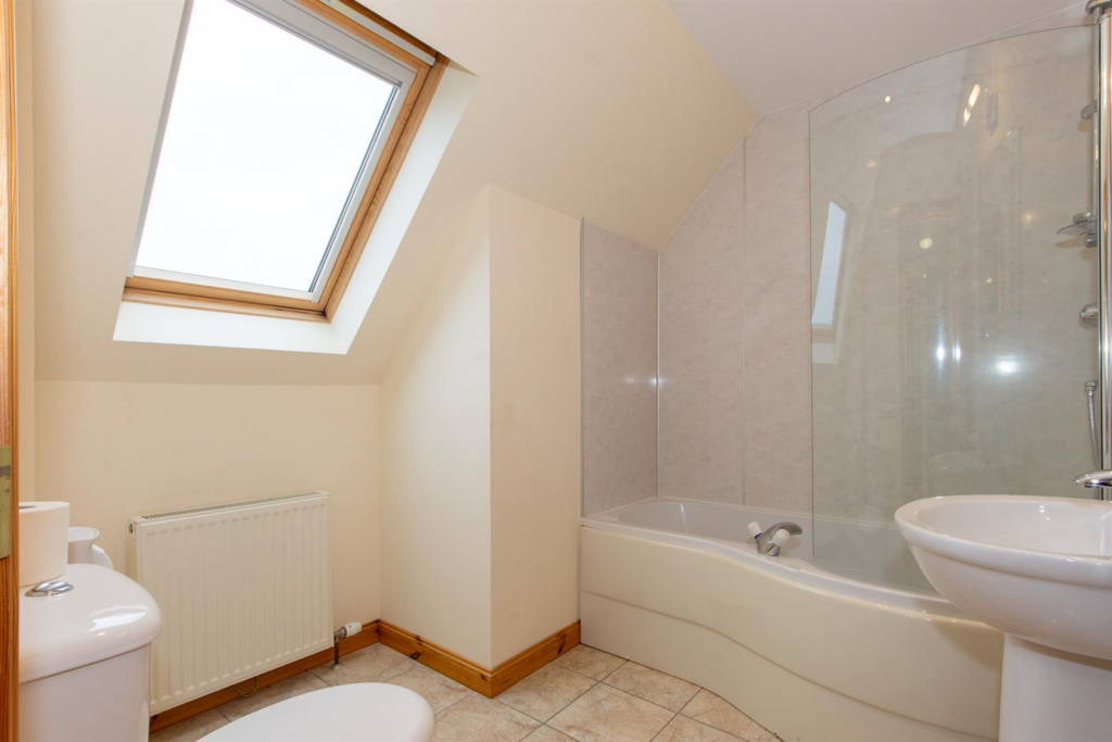 BEDROOM TWO EN-SUITE