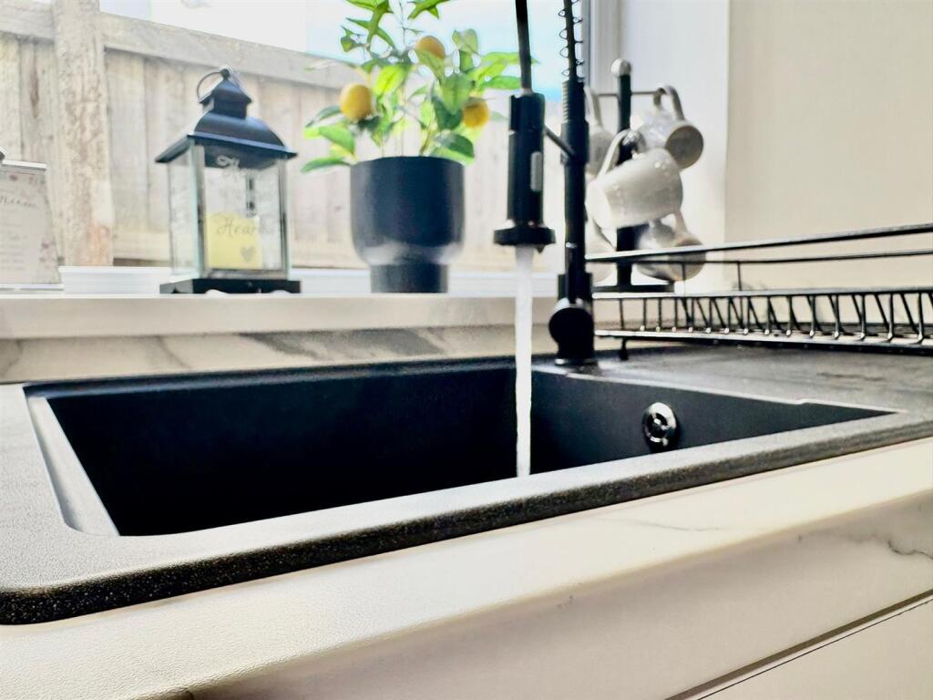 PHOTO-2025-01-30-14-37-55 3.jpg