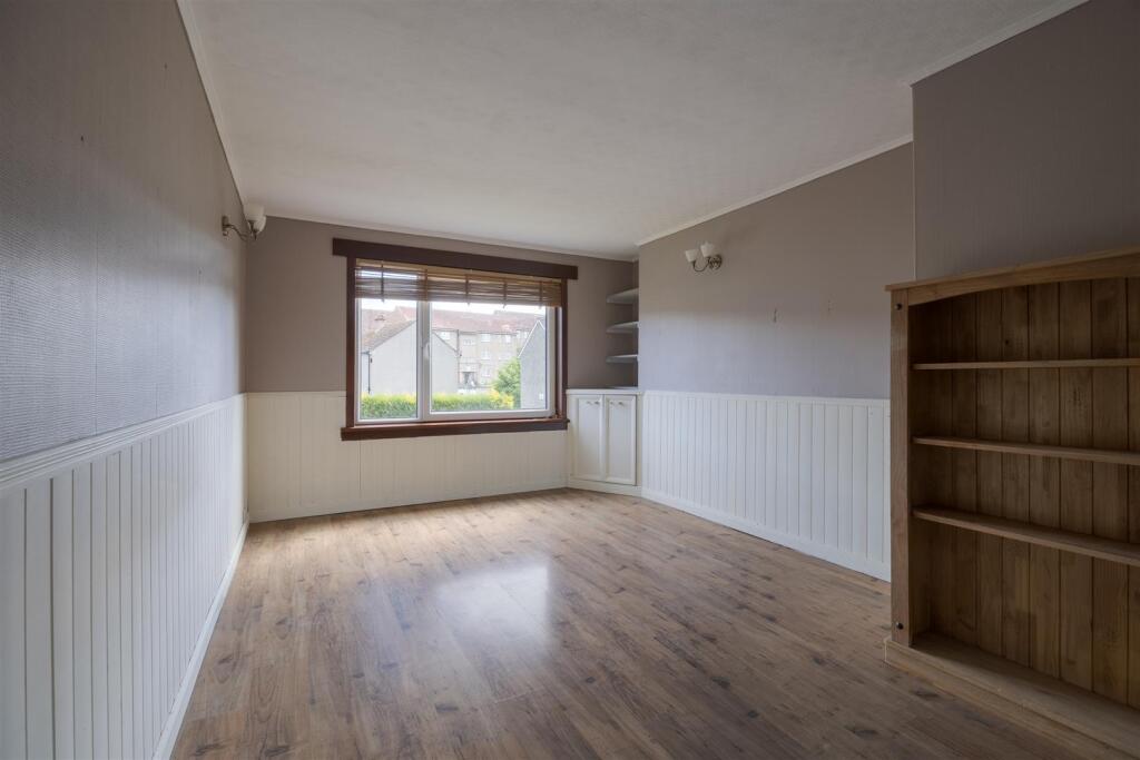 02_living Room-2.jpg