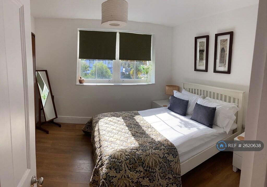 Ensuite Bedroom