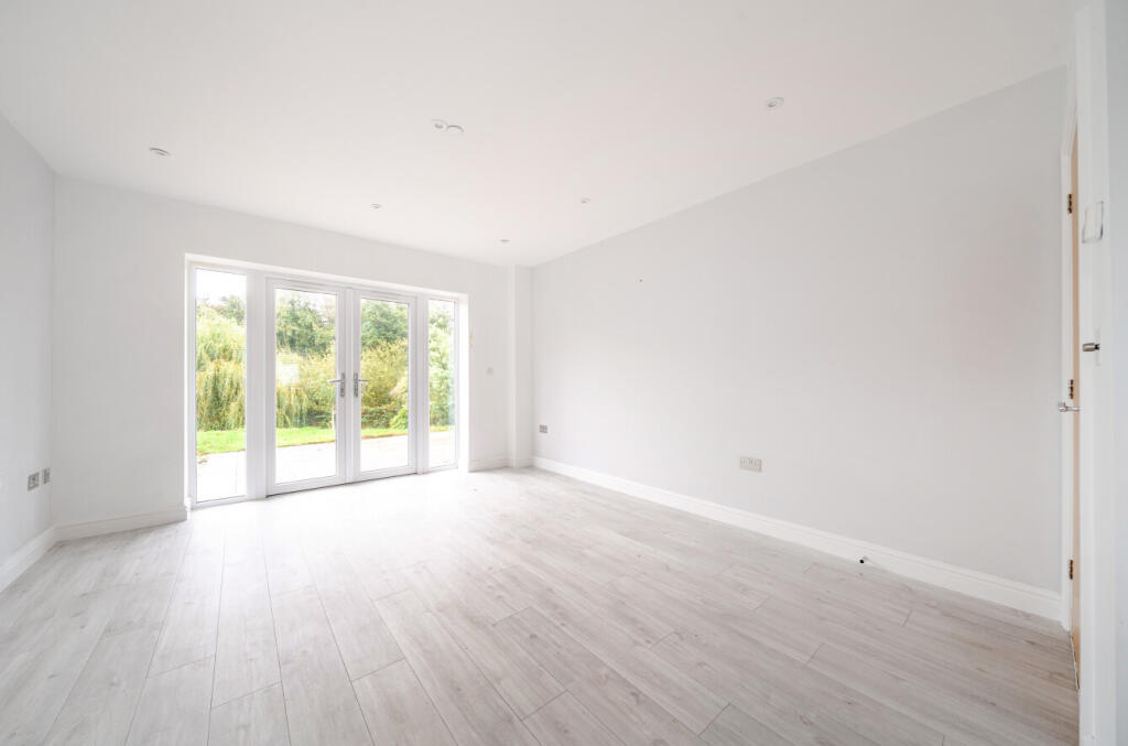 1371396-20-68f5fb...