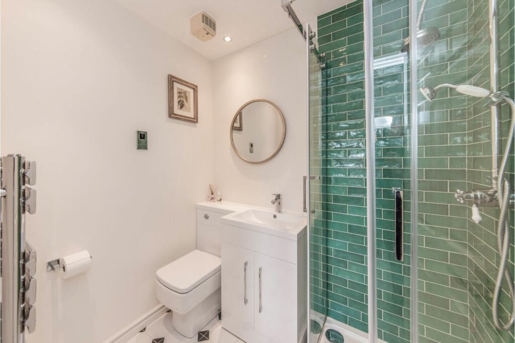 En-suite Shower Room