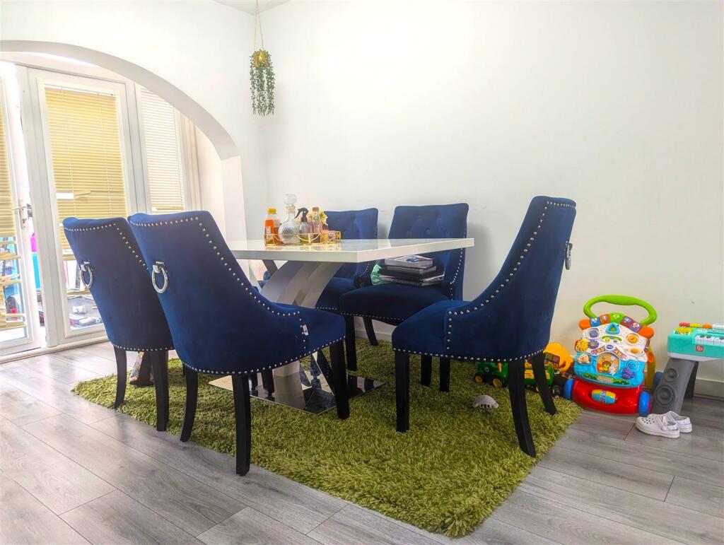 Living/ Dining Room