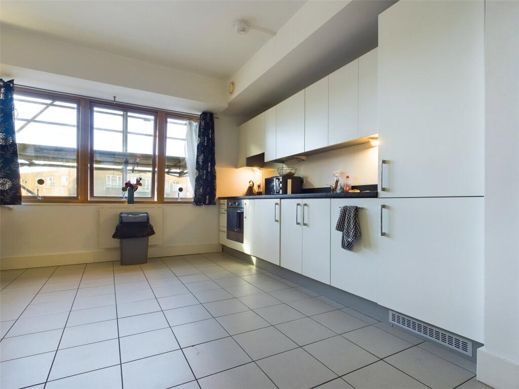 Studio / Kitchen