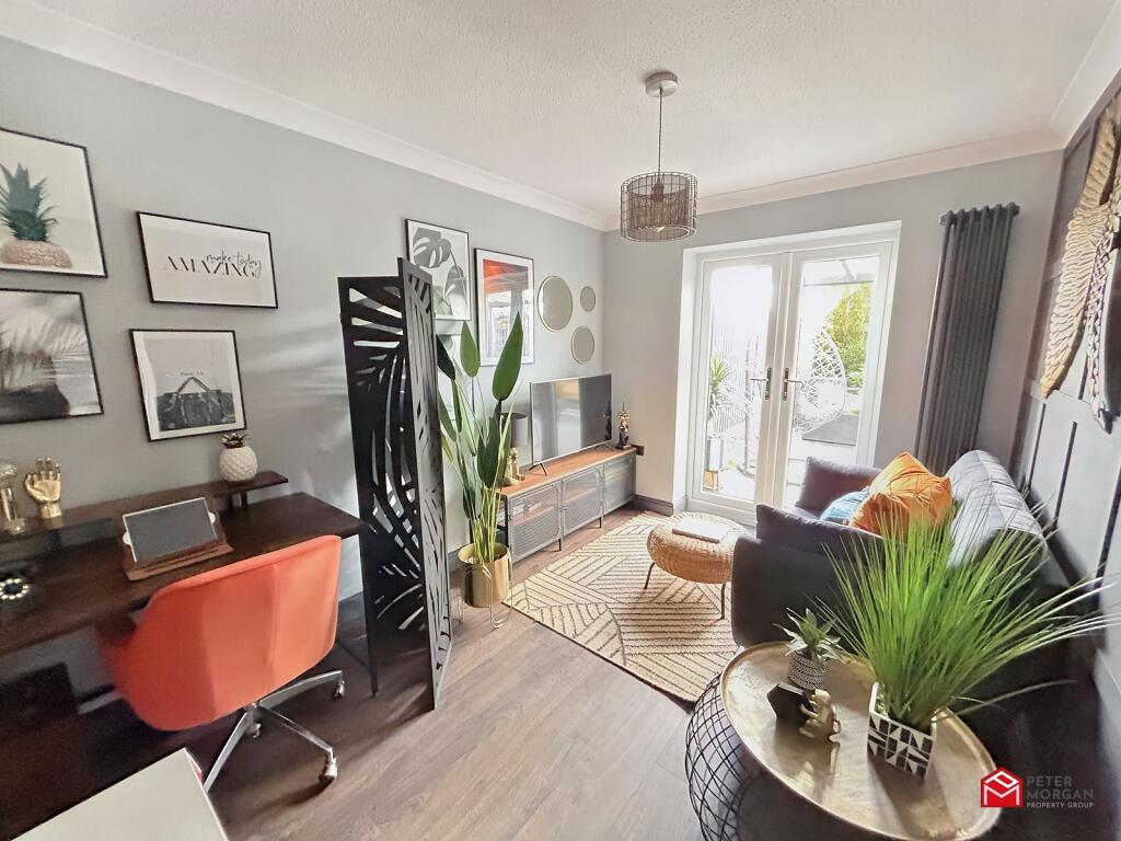 Garden Room/ Bedroom 3