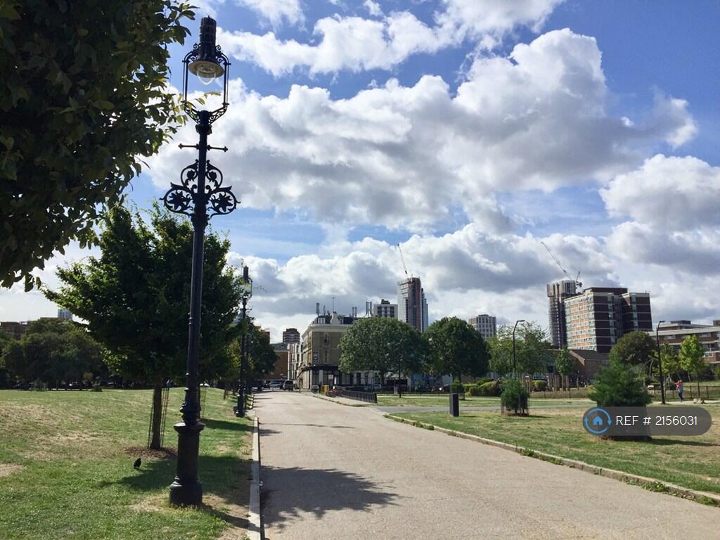 Shoreditch Park - Across The Road