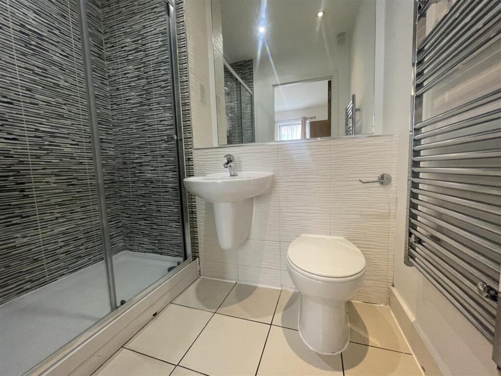 En-suite.jpeg