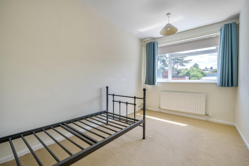 1305591-7-6852a34...