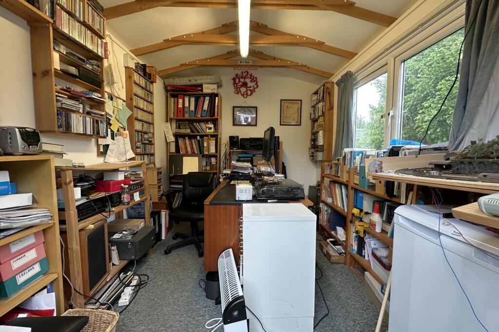 Photo 19