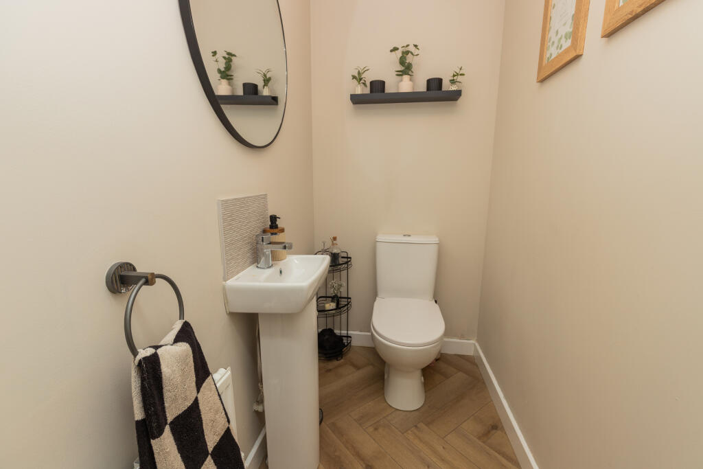 7 Carsphairn Avenue PA1 2FP-13