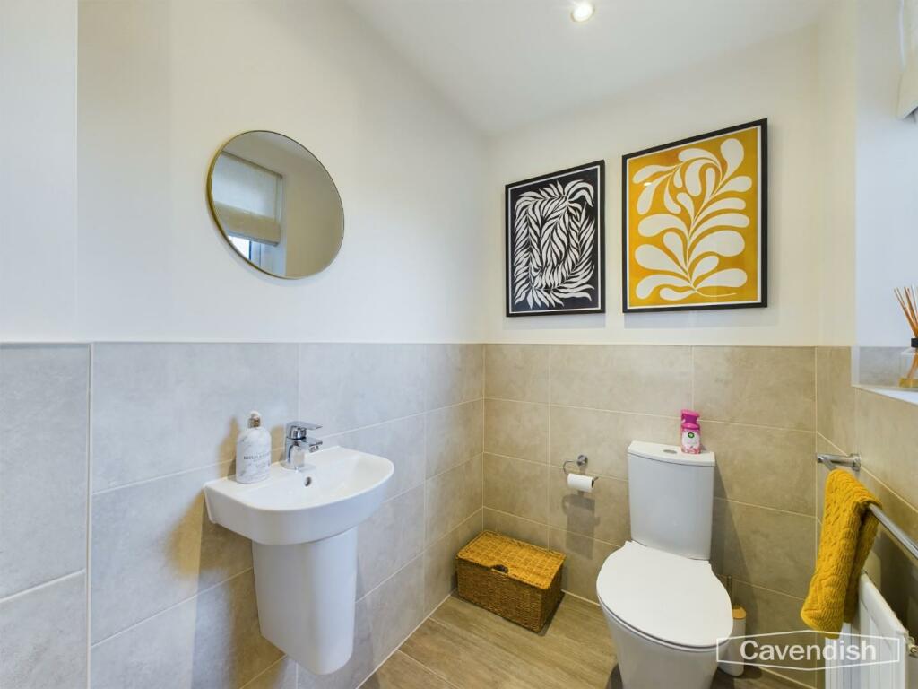 CLOAKROOM/WC