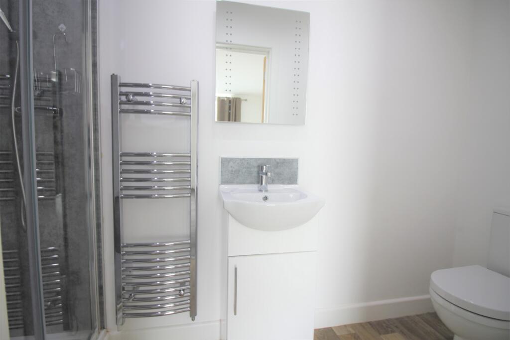 Ensuite 2