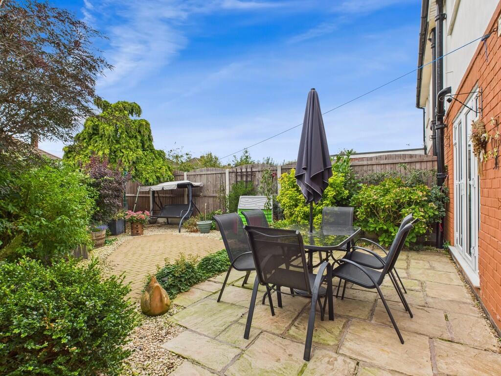 CAM03582G0-PR0142...