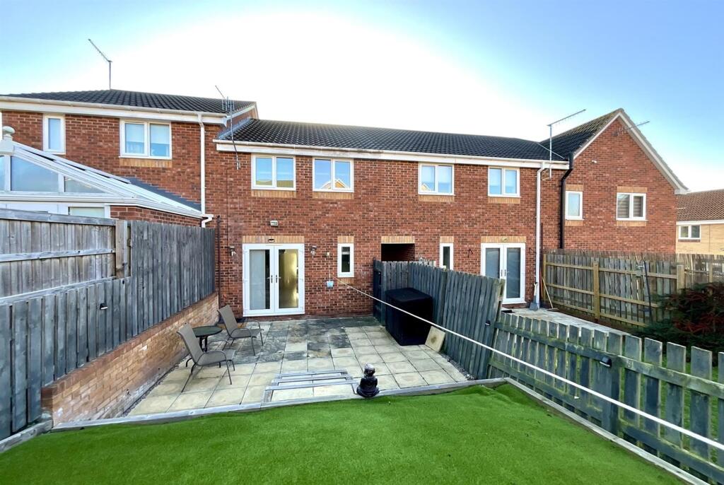 Parklands View, Aston