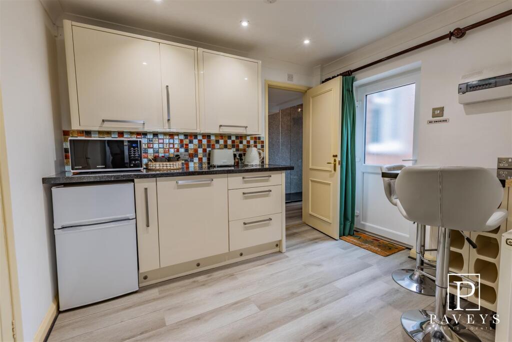 ANNEXE KITCHENETTE
