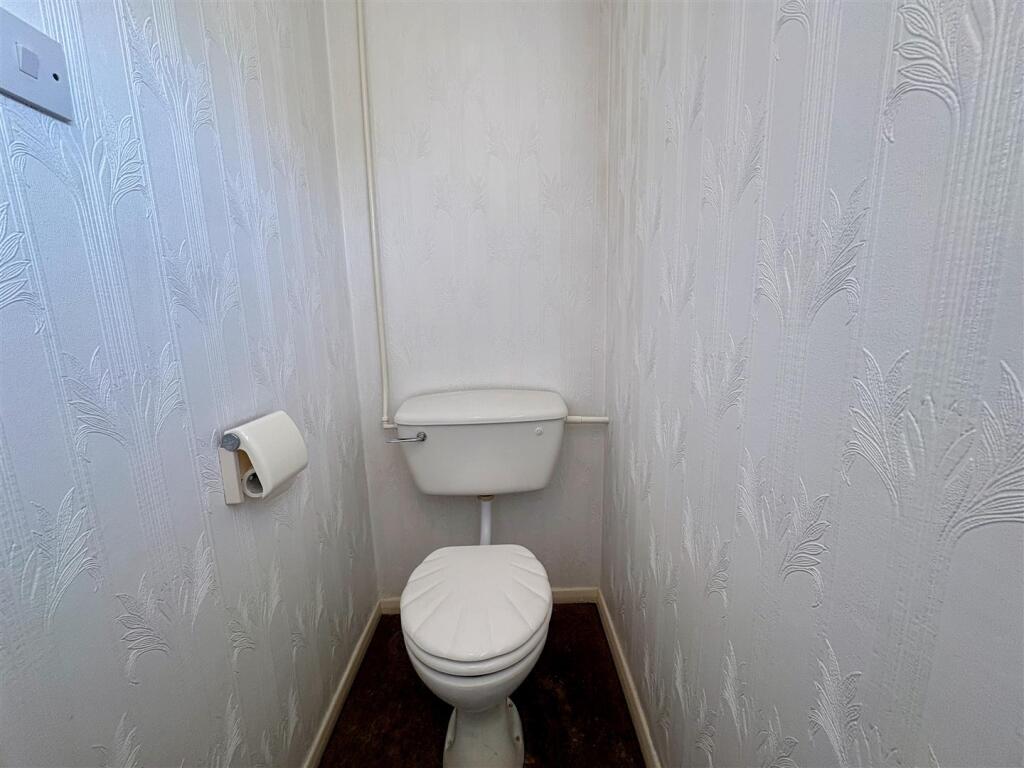 GUEST WC