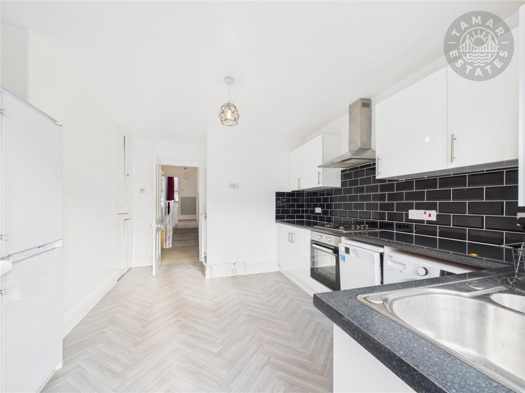 Kitchen/Breakfast Rm