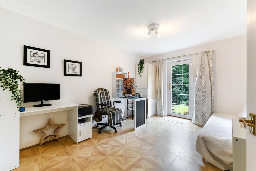 Office/Bedroom 3
