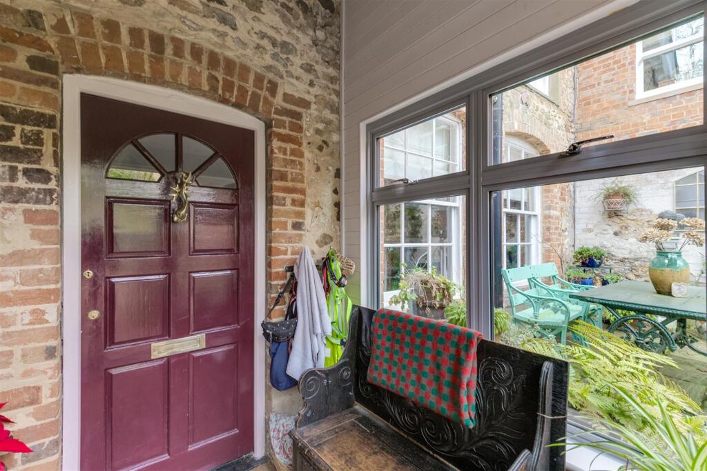 Hollowdene Lodge-59.jpg