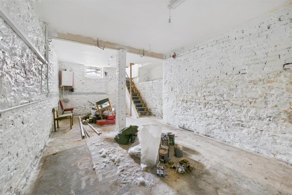 12 Osborne Villas, Kingsdown, Bristol BS2 8BP | Fr