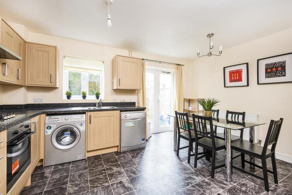 4 Middlewood Close, Bath, BA2 2TU-4.jpg