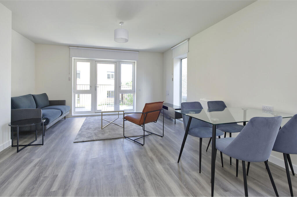 flat 6 iris hse-4...