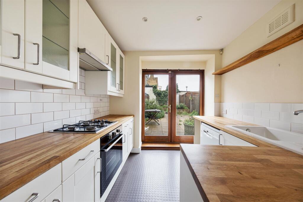 Roland Road E17
