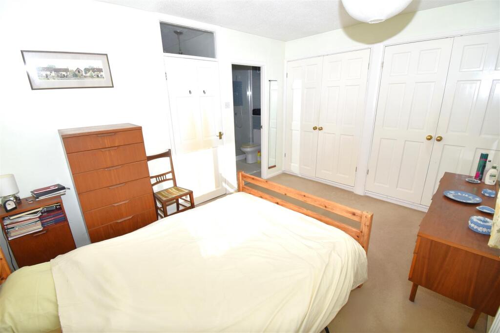 Bed 1.1.JPG