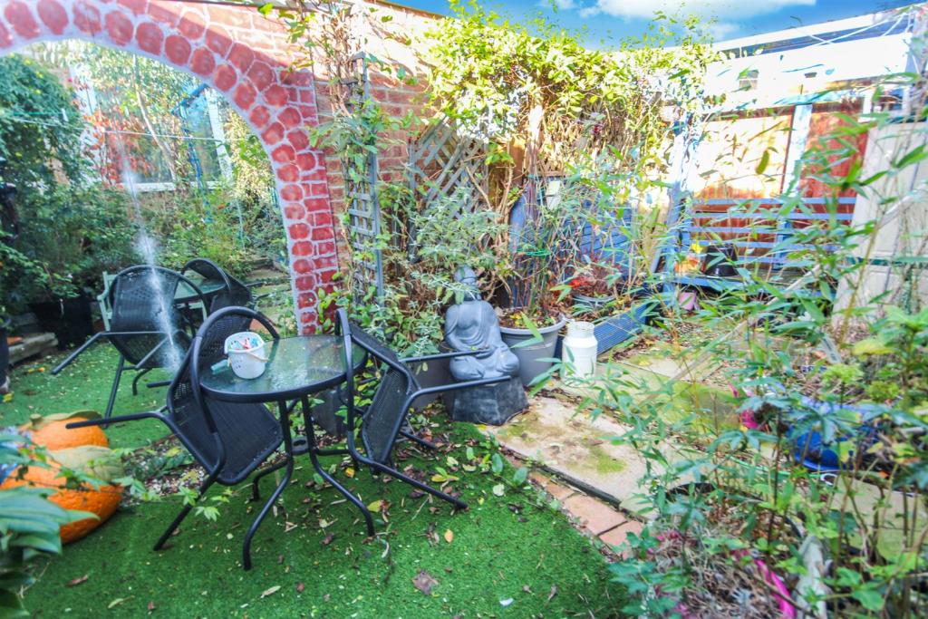 Rear Garden.jpg
