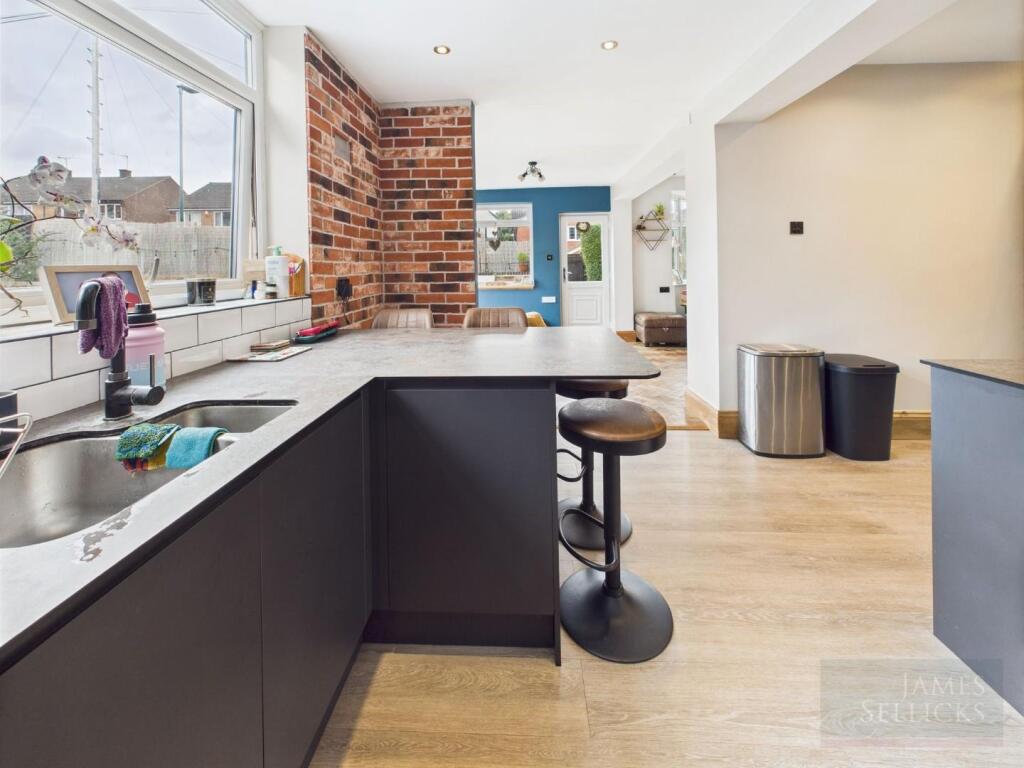 Breakfast Kitchen
