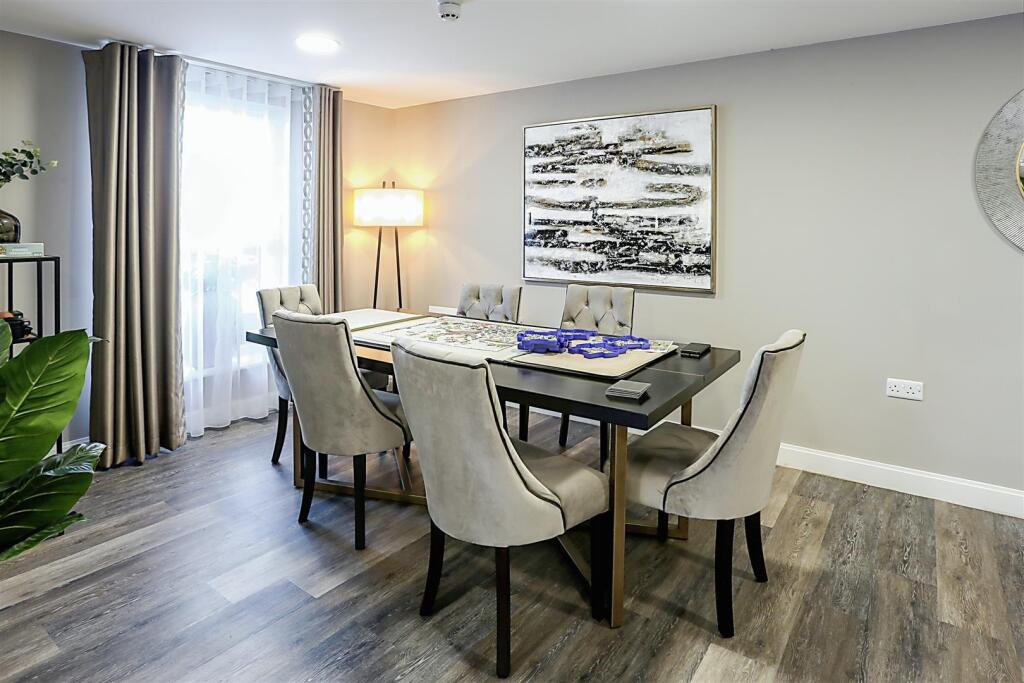 Homeowners Lounge