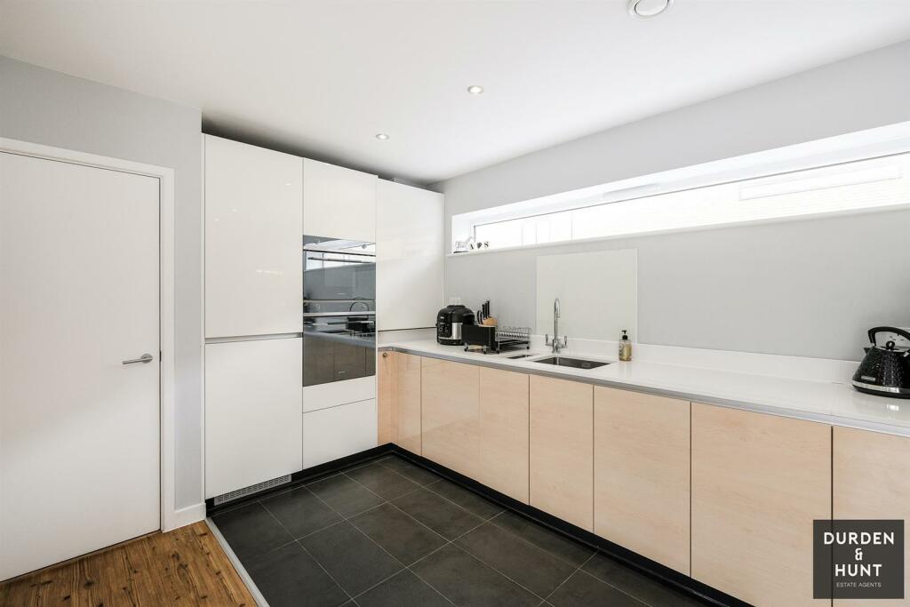 Charlock Close-9.jpg