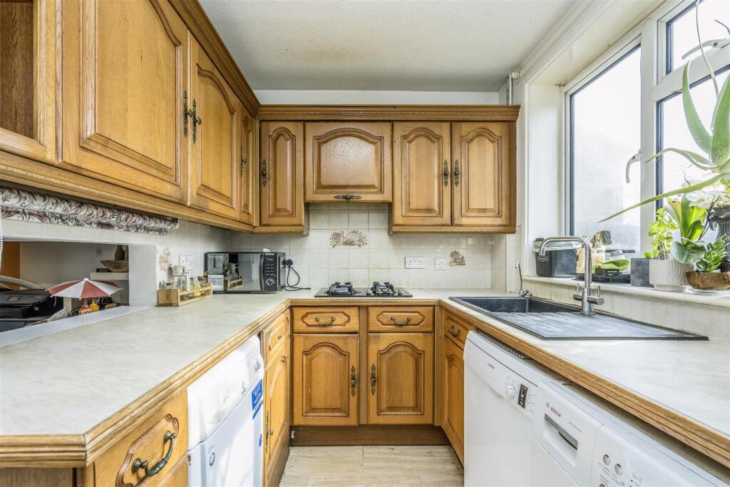 Davidson Frost-Wellings, DFW, Kenmore Road, Kitche