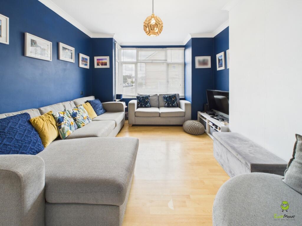 Clinton Crawford 3 bedroom Semi Detached home clos