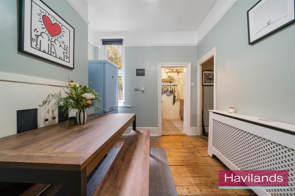 Palmerston Crescent-10.jpg