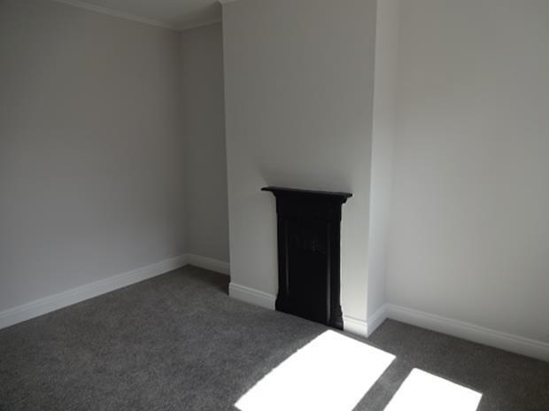 127GlassbrookBedroom2