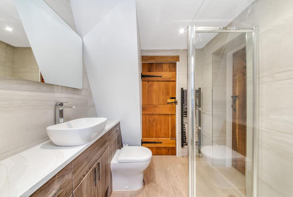 Downstairs w.c/Ensuite