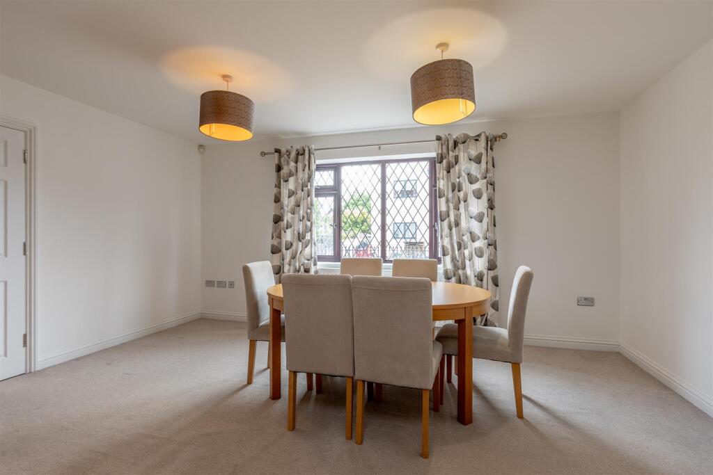 Tudor Lodge, Henbury Dining Area.jpg