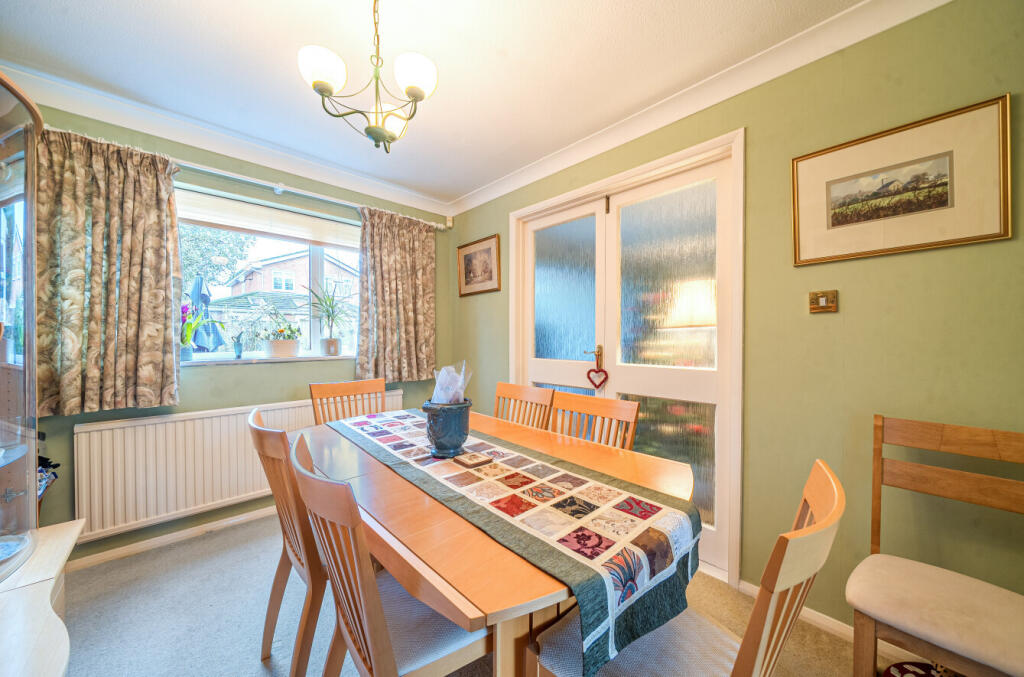 1387572-17-693703...